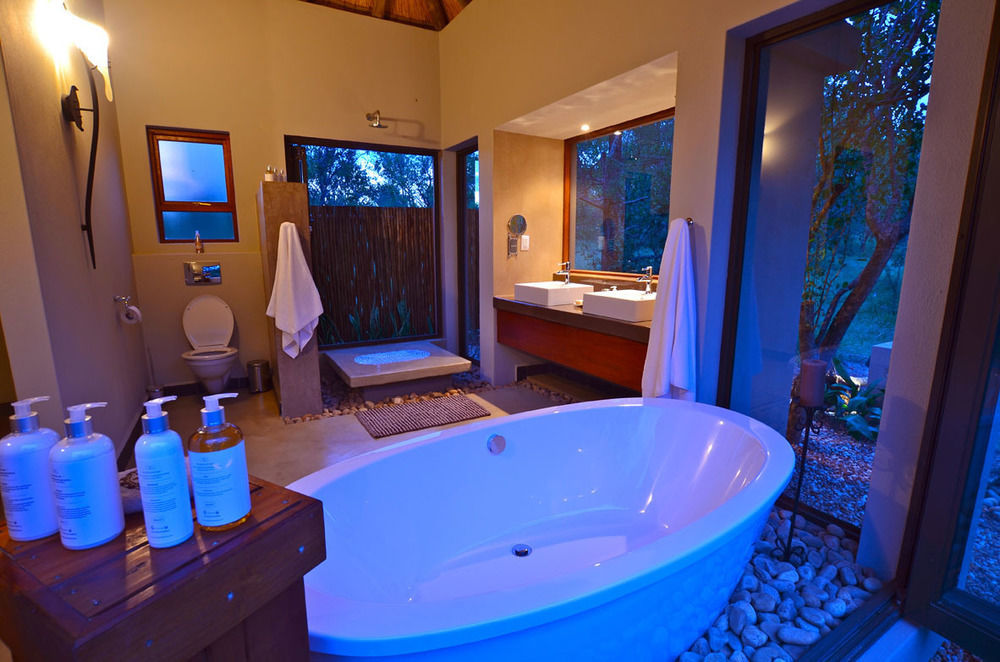 Raptor Retreat Game Lodge Hoedspruit Bagian luar foto