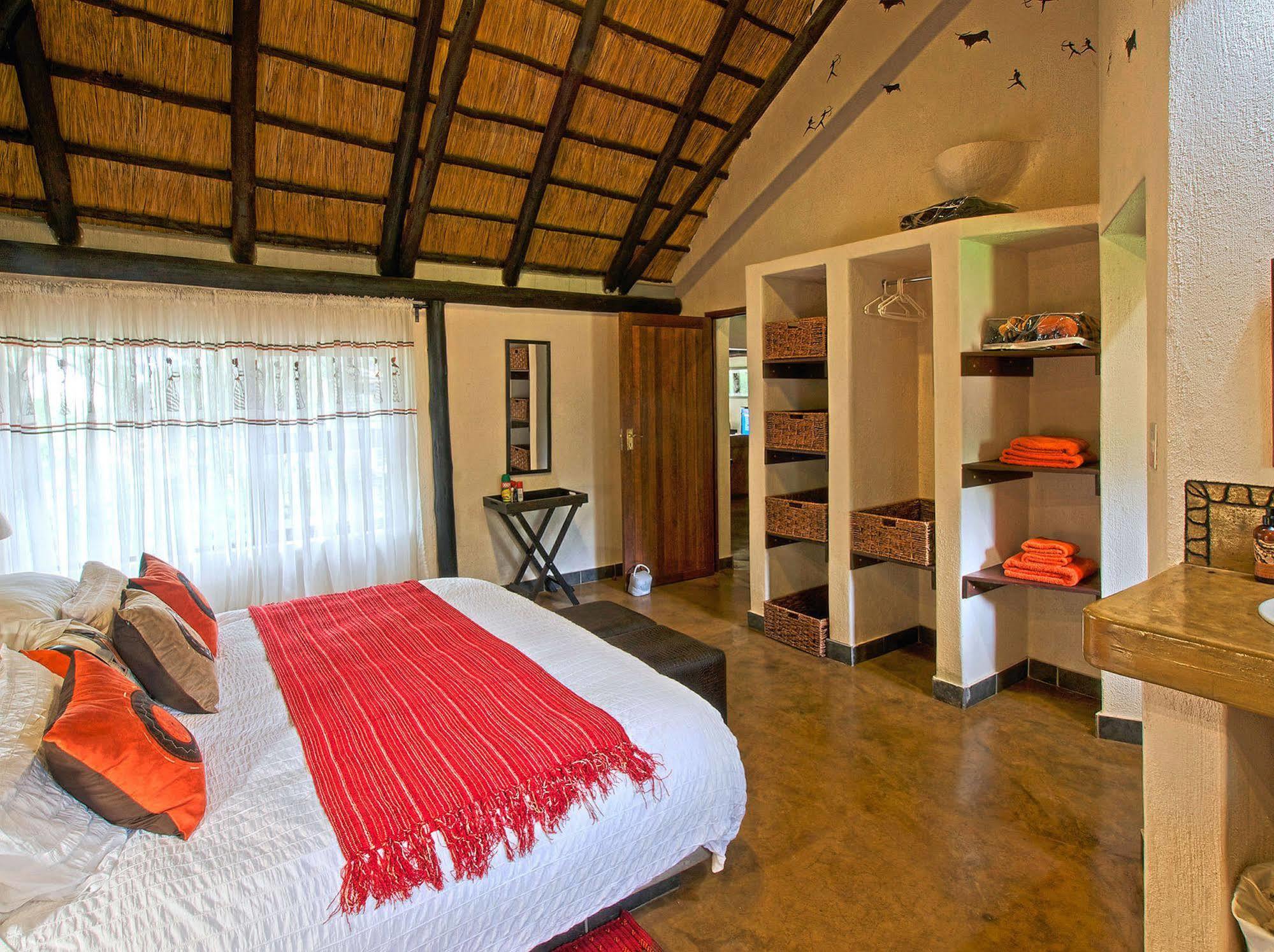 Raptor Retreat Game Lodge Hoedspruit Bagian luar foto
